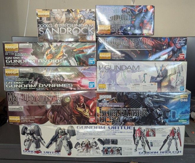 Various Gundam Model Kits