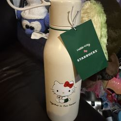 Hello Kitty Starbucks Bottle Delivery 