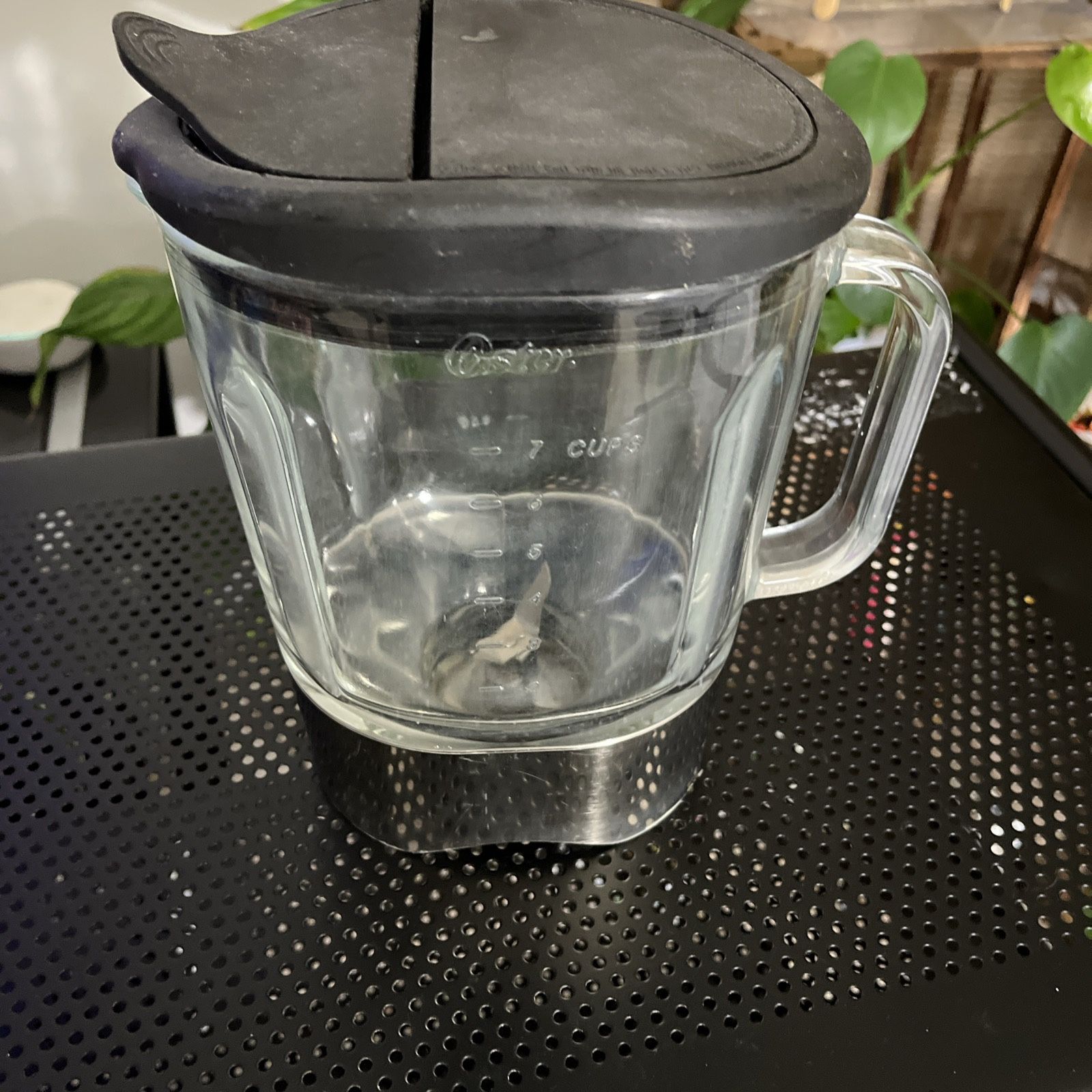 Oster Oval Glass Blender Pitcher W/ Lid 1.75 Liters-USED Replacement Part
