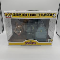 Funko Pop! Town: 50 Years Scooby-Doo!: Scooby-Doo & Haunted Mansion 01