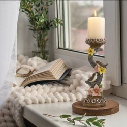 Resin Rustic Vintage Pedestal Candle Stand