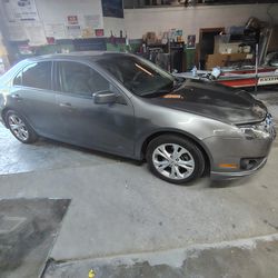 2012 Ford Fusion SE
