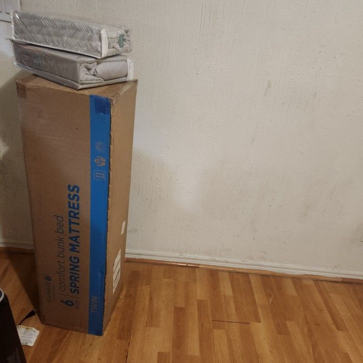 Twin spring mattress