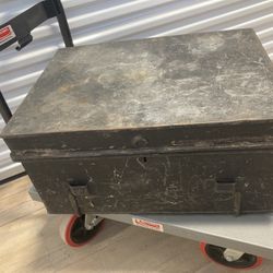 Metal Storage Chest