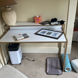 computer desk