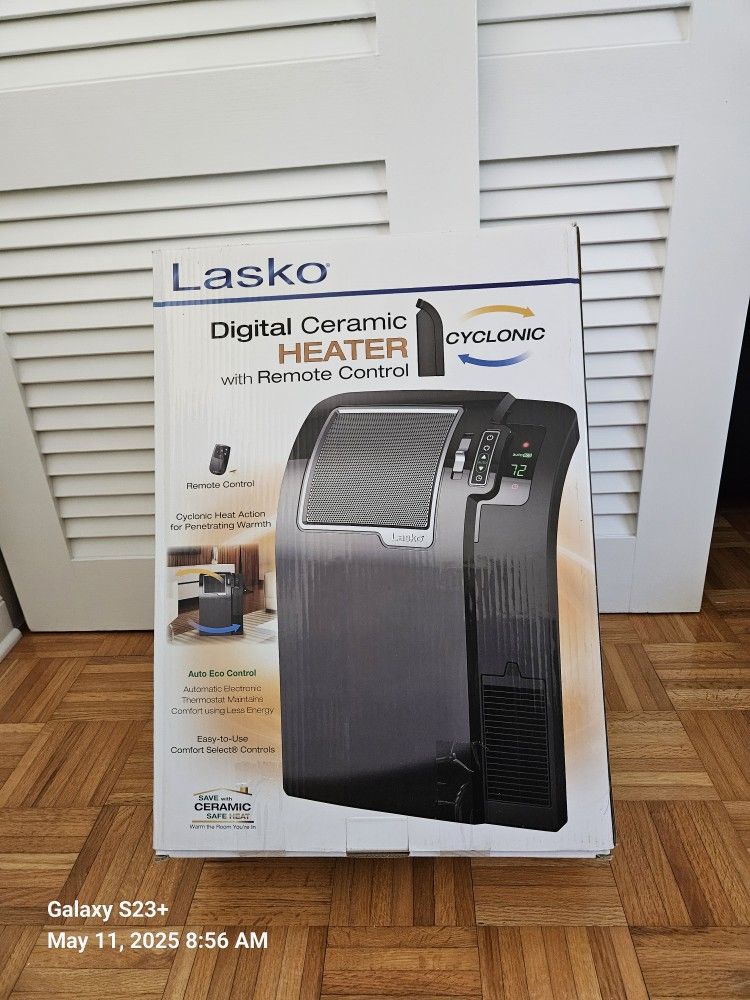 Digital Ceramic Heater With Remote