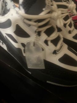 LV SKATES SIZE 8.5 men’s  NO BOX NOT USED BRAND NEW TOP TIER 1:1