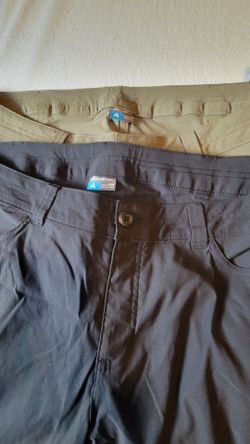 Pants/Capri-Eddie Bauer