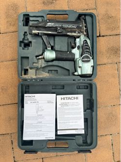 Hitachi NT 65M2 (S) 2-1/2" Finish Nailer