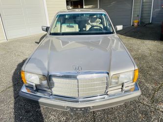 1990 Mercedes-Benz 300