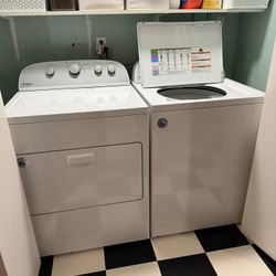 Whirlpool Washer And Dryer Set