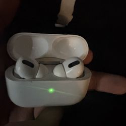 Apple AirPods Pro 1st Gen – Like New 