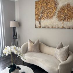 Shurtz 67" Velvet Loveseat