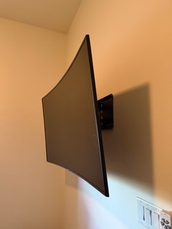 Samsung 55-inch curved 4K UHD TV