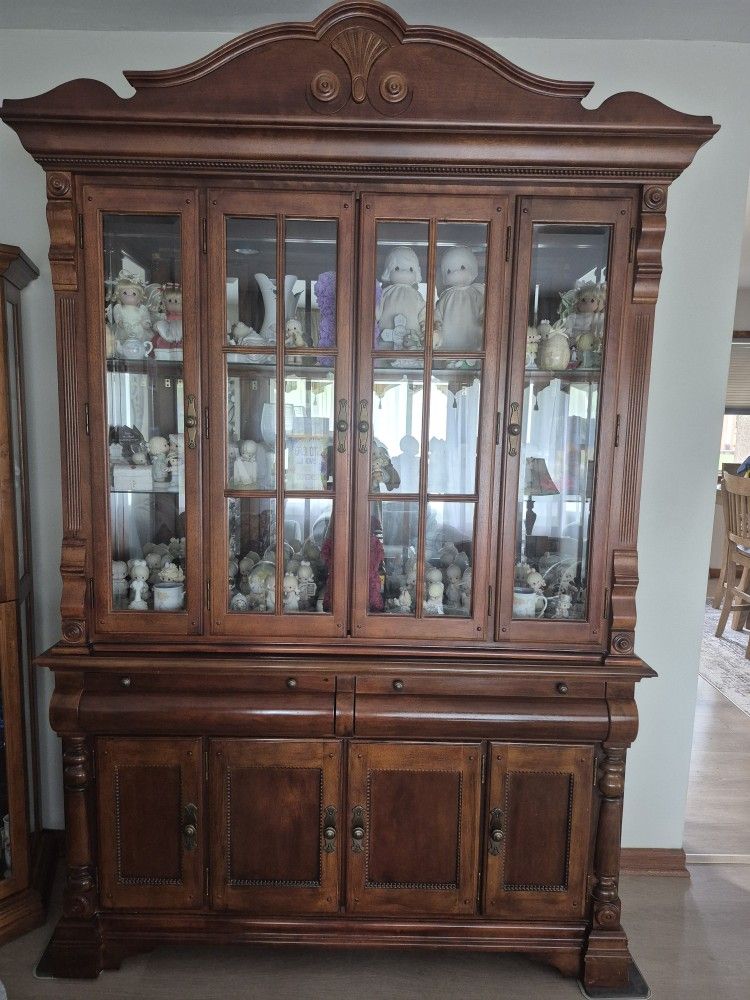 China cabinet