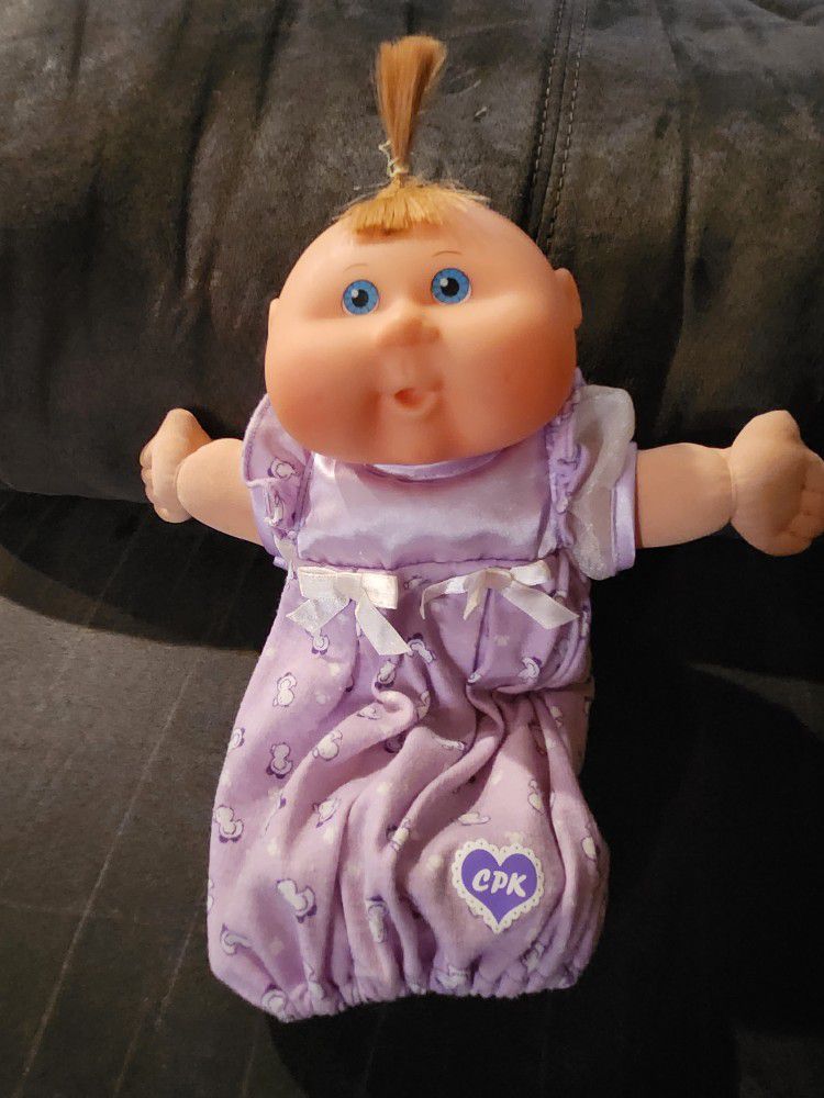 2004 Cabbage Patch Doll 