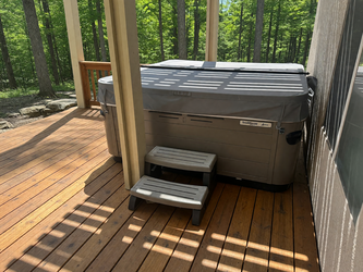 2019 Bullfrog Spas A7 Hot Tub in good condition