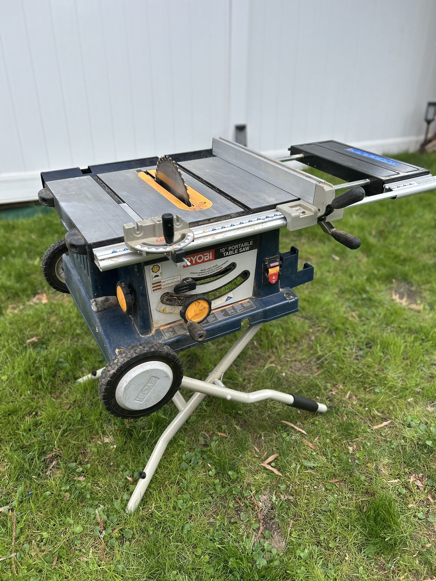 Ryobi 10” Portable Table Saw