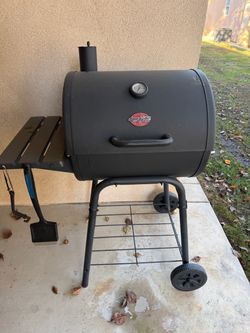 Charcoal grill