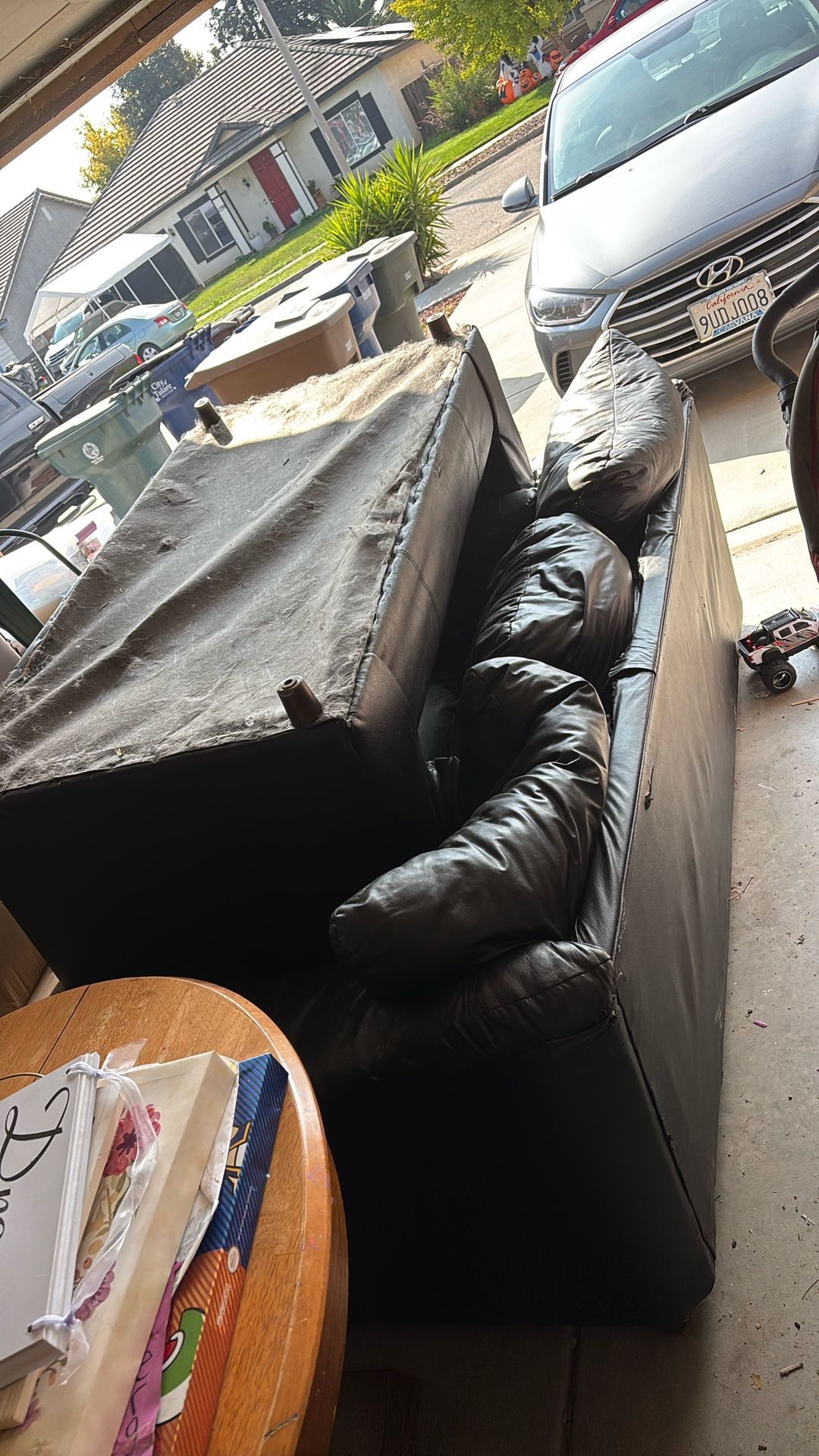 Free Black Leather Couch And Loveseat