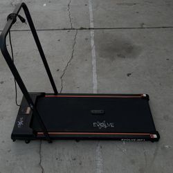 Envolve WP1 Treadmile 