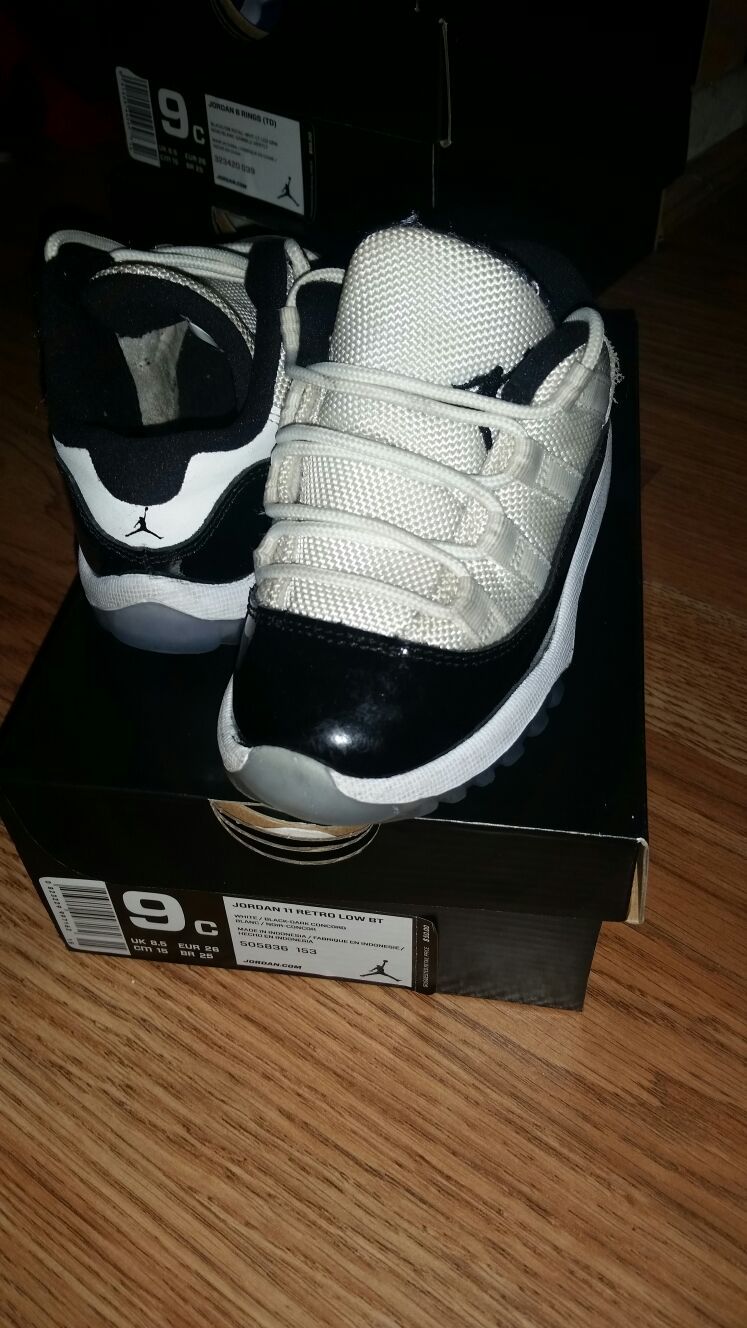 Jordan retros 11s