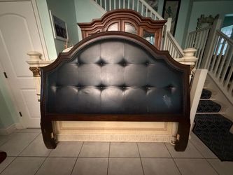 King Headboard Dark Wood Tufted Leather