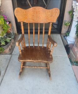 VINTAGE  1980'S WOOD KIDS  ROCKING CHAIRS