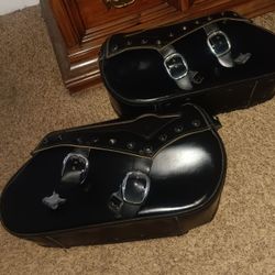 Kawasaki Vulcan Studded Classic Leather Saddlebag Left & Right 