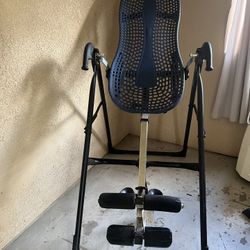 Teeter inversion table