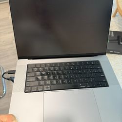 Used 2021 MacBook Pro M1 Chip