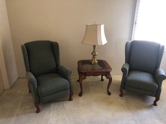 Chairs, table and lamp for sale