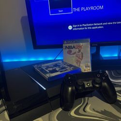 PS4 + Controller + Games