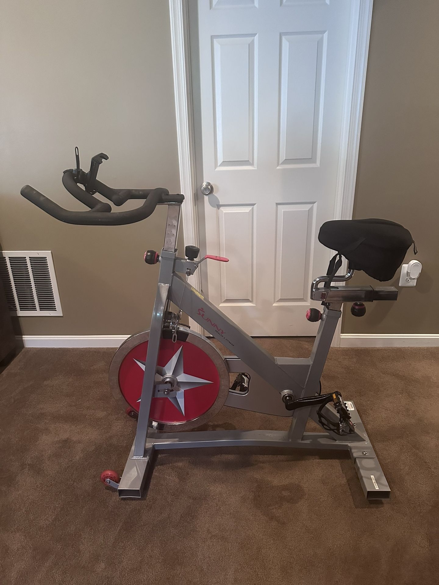 Sunny Health And Fitness stationary Bike