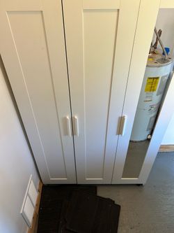 Closet with Mirror