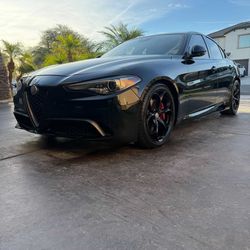 2020  Alfa Romero guilia 2.0