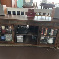 Tv Stand/entertainment Center