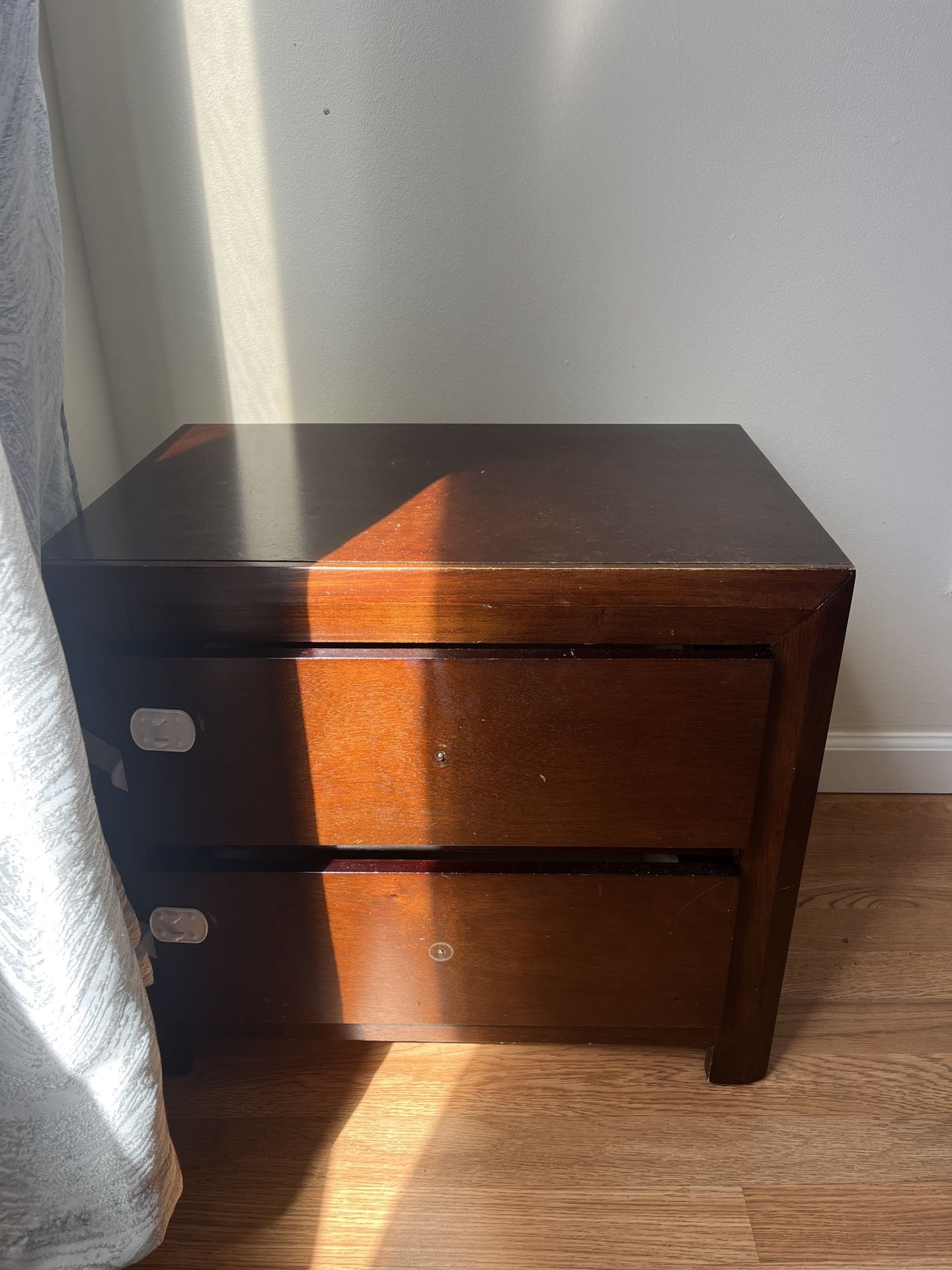 FREE NIGHTSTANDS for Sale in San Francisco, CA OfferUp