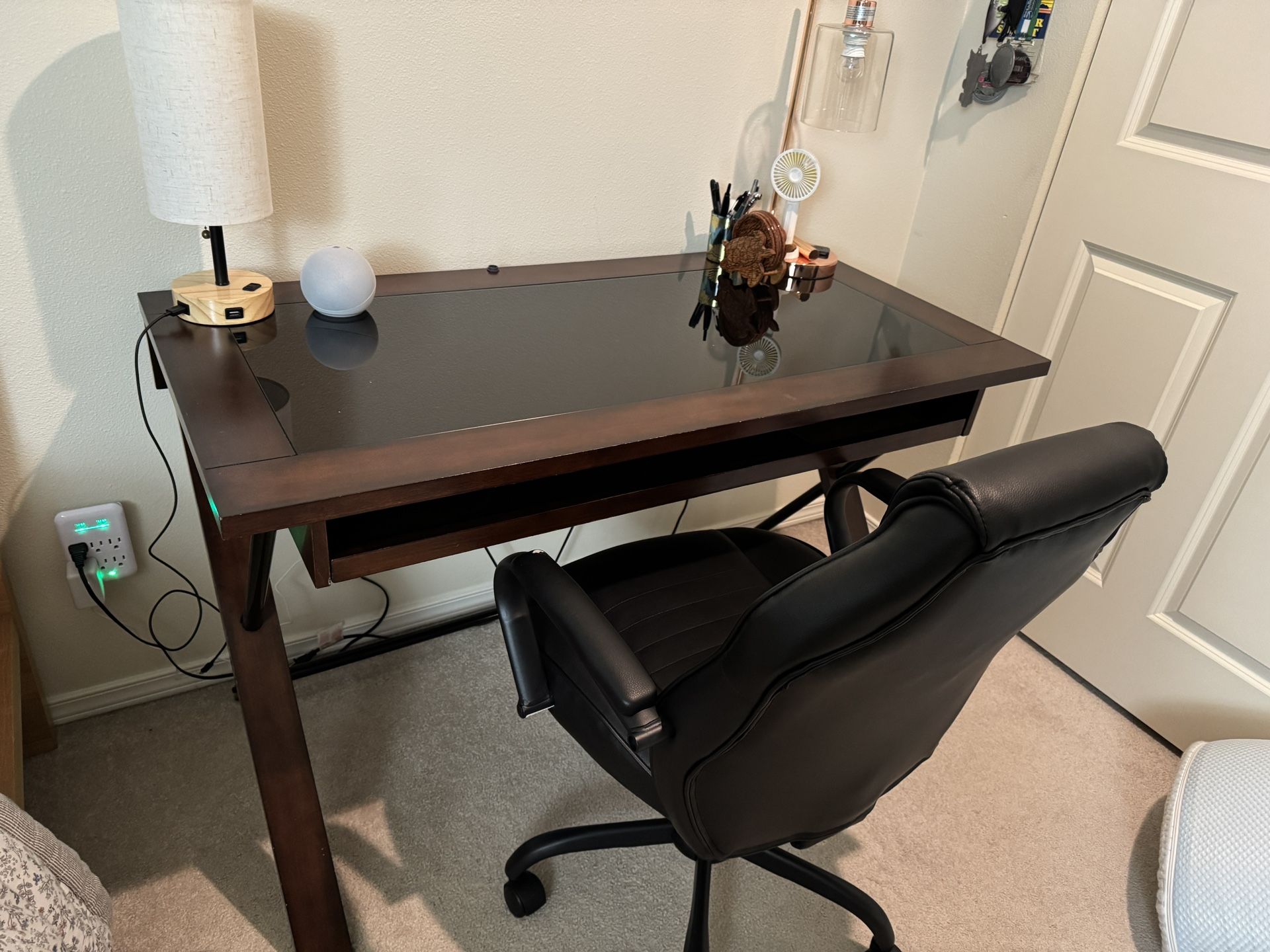 Wood Desk With Leather Chair