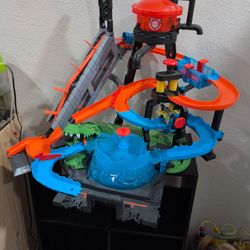 Hot Wheels Track