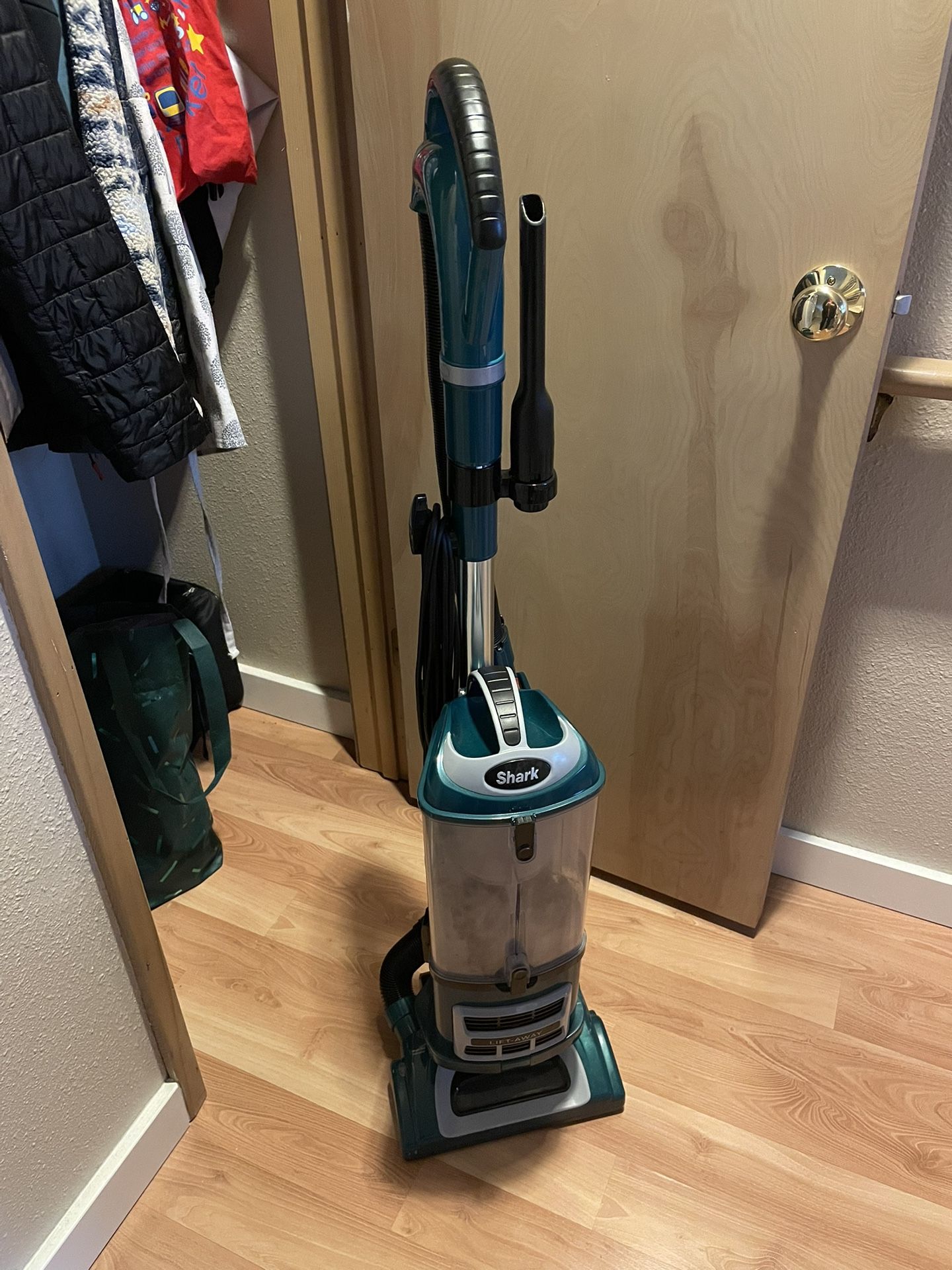 Shark Vacuum Cleaner