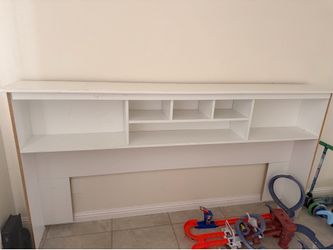 King size Bookshelf Headboard