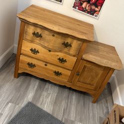 Dresser With Door