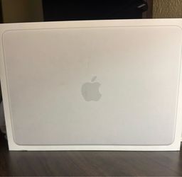 MacBook neo silver 512