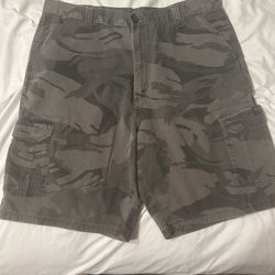 camo shorts