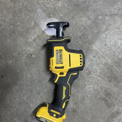 DeWalt Xtreme Compact Reciprocating Saw
