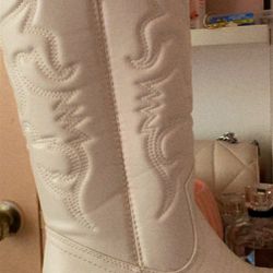 White Cowgirl Knee High Boots Chunky Heel