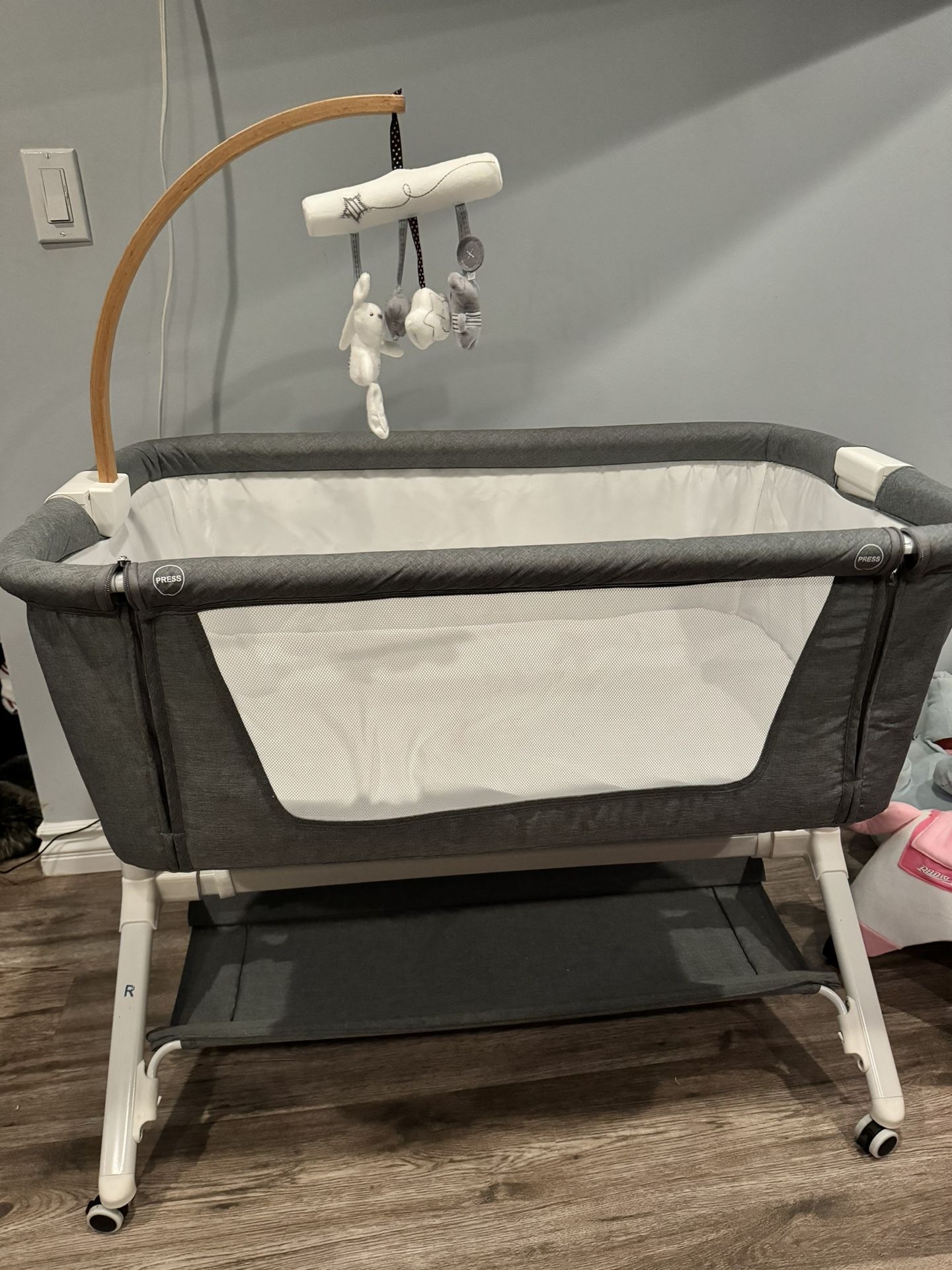 Bedside Bassinet