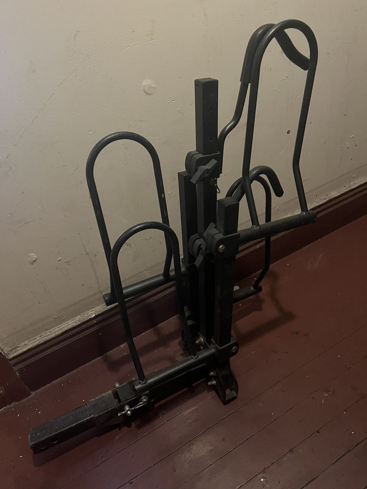 1 Bike Rack for 2 Bikes.