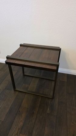 Modern wood end table $25